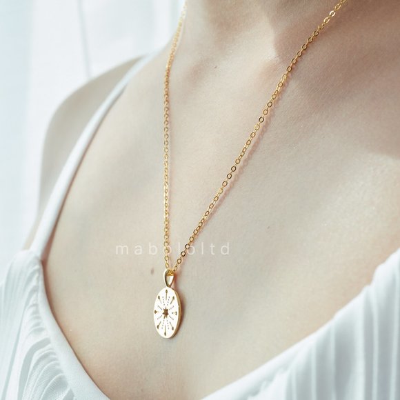 18K Gold Starlight Gold Pendant Necklace - Picture 2 of 14